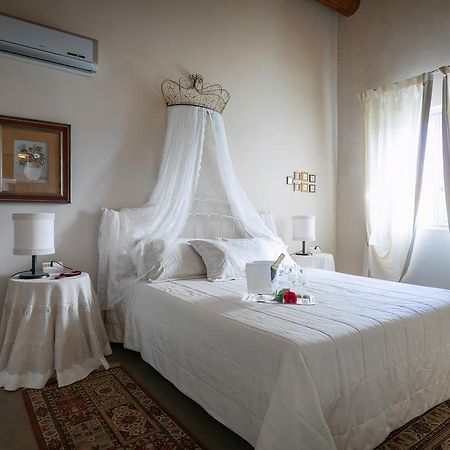 Corte Dei Soavi Suites - Apartments Σοάβε Δωμάτιο φωτογραφία