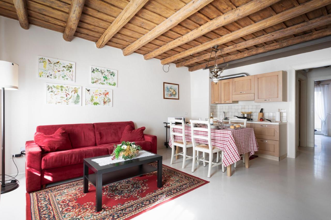 Corte Dei Soavi Suites - Apartments Σοάβε Εξωτερικό φωτογραφία
