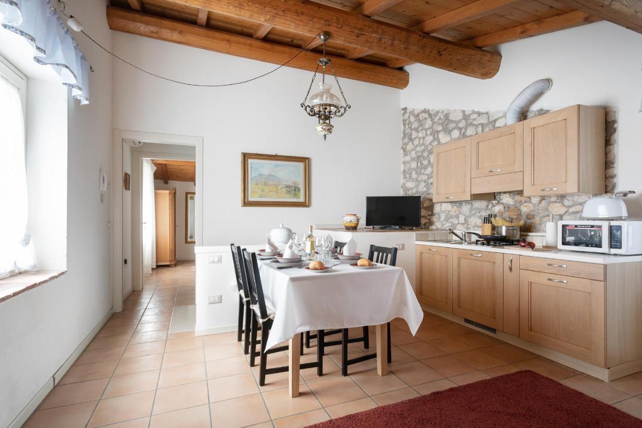 Corte Dei Soavi Suites - Apartments Σοάβε Εξωτερικό φωτογραφία